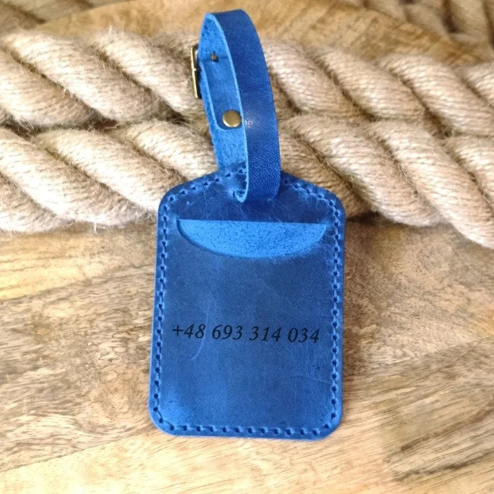 Etiquette de bagage personnalisée faite à la main en cuir bleu avec gravure nom, initiales, monogramme, logo, numéro de téléphone