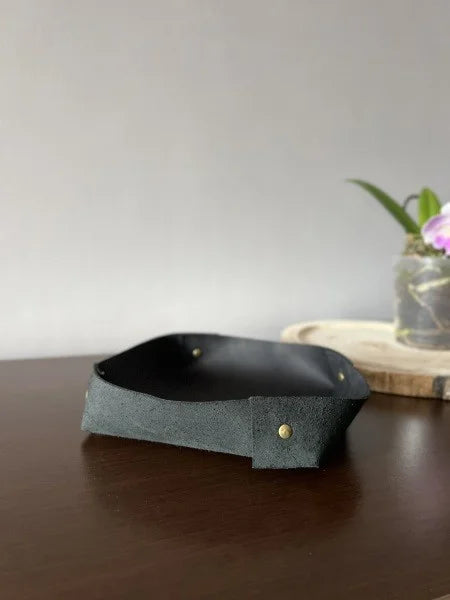 Black Leather Catch All Tray. Dice Tray. Jewelry Tray. Vanity Tray. Ring Tray. Valet Tray. DND Dice Tray. EDC Tray. Leather Trinket Dish