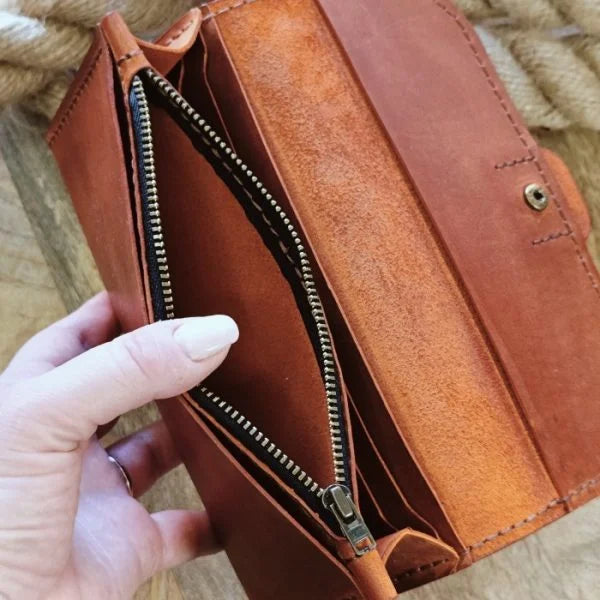 Personalized leather women's wallet with engraving of name, initials, monogram, any text and image. Handmade personalized women's coin purse.