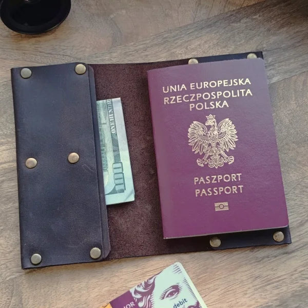 Porte-passeport personnalisé avec gravure du nom, des initiales, de tout texte ou image. Housse de passeport en cuir. Étui de passeport de luxe