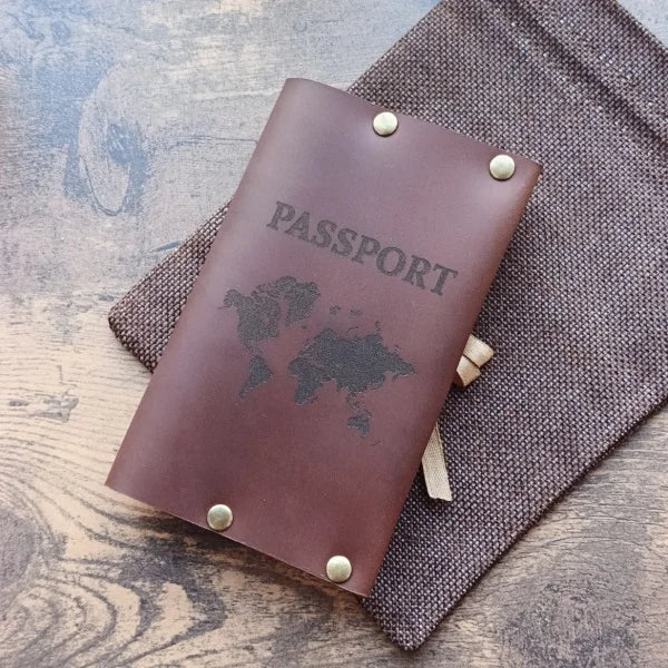 Protège-passeport en cuir. Pochette de passeport personnalisée. Étui de passeport sur mesure fait main. Porte-passeport en cuir.
