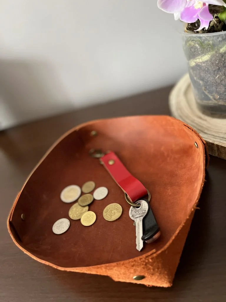 Leather Trinket Dish. Personalized Catch All Tray. Custom Dice Tray. Jewelry Tray. Vanity Tray. Ring Tray. Valet Tray