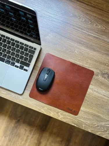Leather ratón ombrilla personalized hand painted in brown leather with recorded number, initials, logo, any text or image