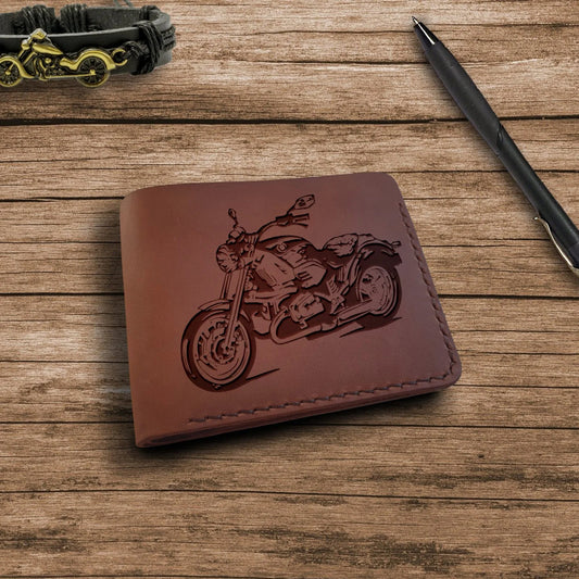 Cadeau pour motocycliste, pilote de moto, amoureux de la moto. Portefeuille personnalisé avec gravure nom, initiales, fait à la main en cuir marron