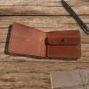 Cadeaux pour les propriétaires de BMW. Portefeuille en cuir personnalisé pour homme avec gravure du nom, du texte et de l’image de votre choix.