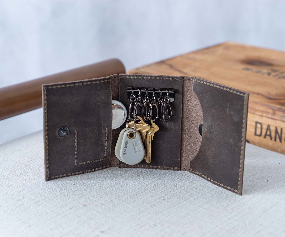 NEW! AirTag Leather Key Wallet