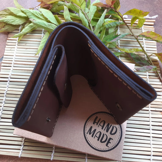 Portefeuille personnalisé en cuir pour homme avec gravure de Boussole – Rose des vents et initiales, monogramme, citation, tout texte et image