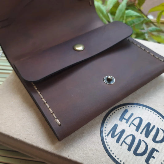 Portefeuille personnalisé en cuir pour homme avec gravure de Boussole – Rose des vents et initiales, monogramme, citation, tout texte et image